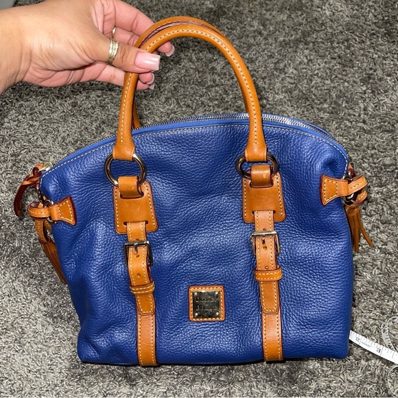 Dooney & Bourke Handbags - Dooney & Bourke Blue Pebbled Leather Domed Satchel Purse w/ Accessories